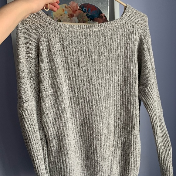 Brandy Melville noted salt and pepper sweater !!! - Picture 6 of 7